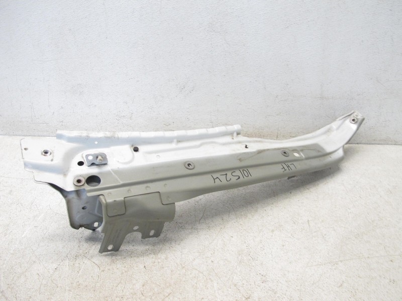 07-15 AUDI 4L Q7 FENDER RAIL REINFORCEMENT BRACKET UPPER LEFT DRIVER OEM 101524