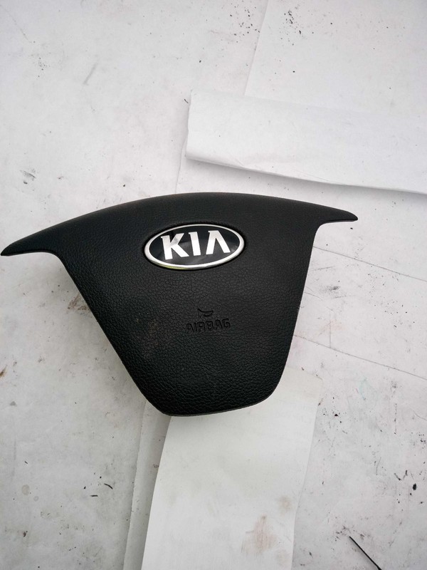 2018 KIA Forte Steering Wheel Air Bag Maroon Used 634398 72K Miles