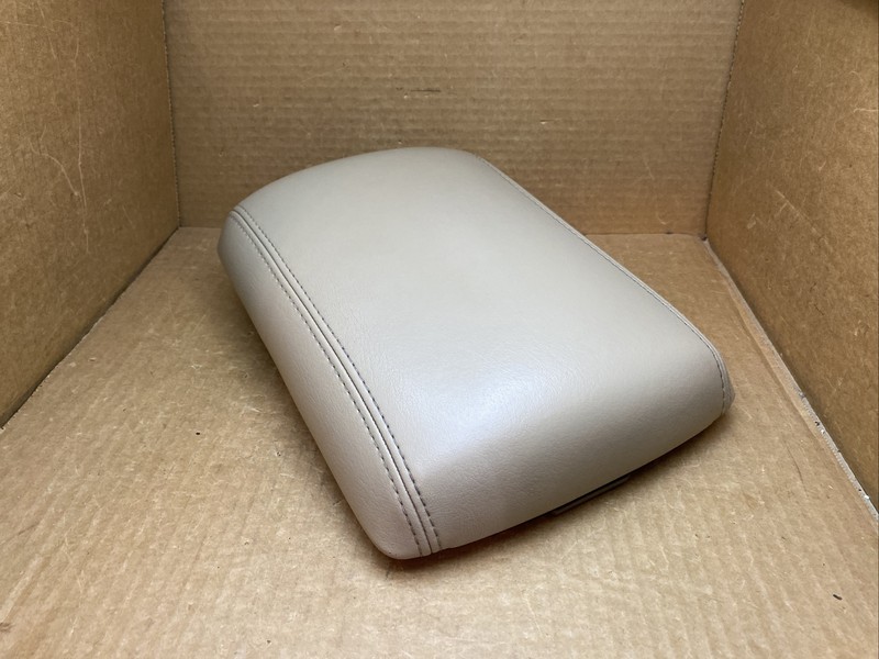 2005-2012 Nissan Pathfinder Center Console Lid Cover Top Arm Rest Armrest Tan