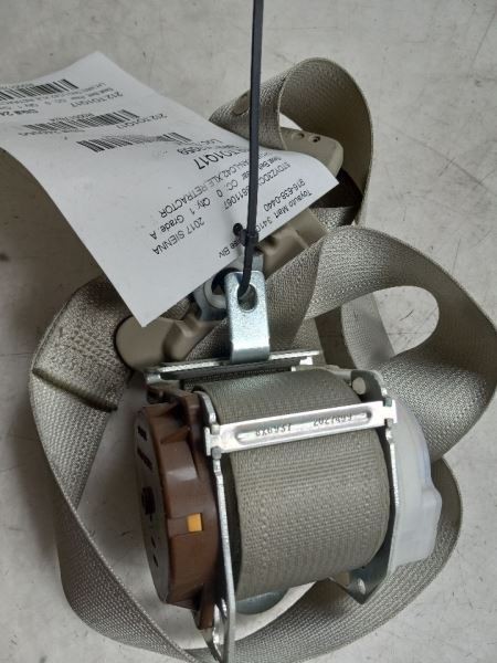 17 TOYOTA SIENNA XLE REAR DRIVER LEFT SEAT BELT RETRACTOR TAN-LC42