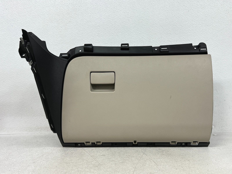 ⭐2018-2024 BUICK ENCLAVE DASH GLOVEBOX STORAGE COMPARTMENT BEIGE OEM LOT2578