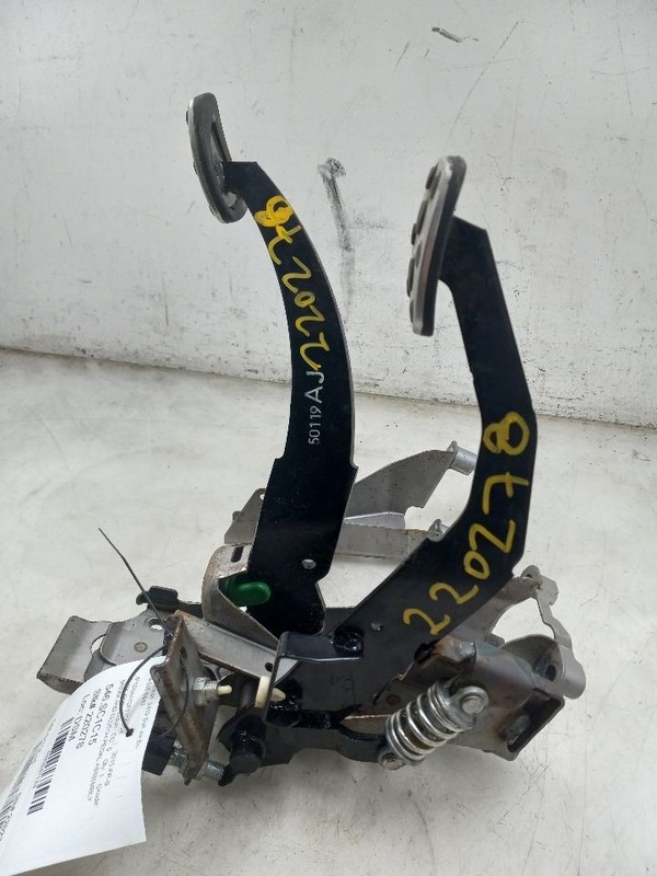 2015 SCION FR-S 2.0L 2WD MT BRAKES AND CLUTCH PEDALS