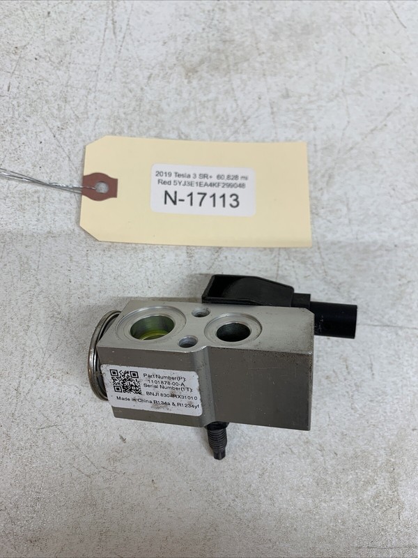 ⚡️Tesla Model 3 HVAC AC Heater Core Line Sensor Valve 1101878-00-A 17113 B61