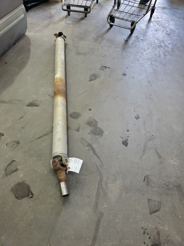 Rear Drive Shaft 137" Wb Assembly 2WD 6.8L Fits 08-10 FORD F250SD PICKUP 300629