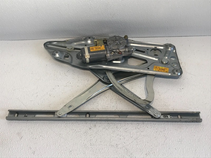 94-99 Mercedes W140 S320 S420 S500 Front Right RH Door Window Regulator Motor
