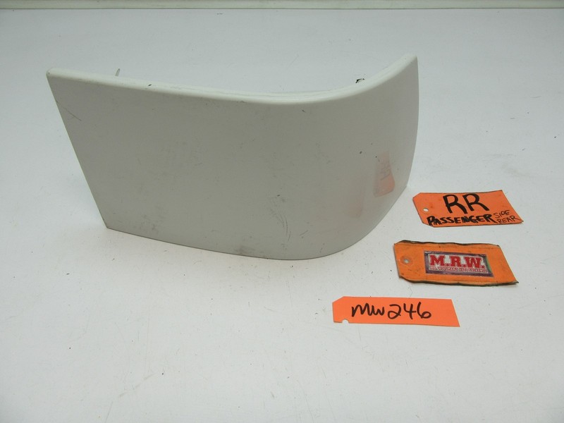 SAAB 9000 QUARTER PANEL FILLER TRIM REAR BUMPER COVER MOLDING SIDE WHITE R RH RR
