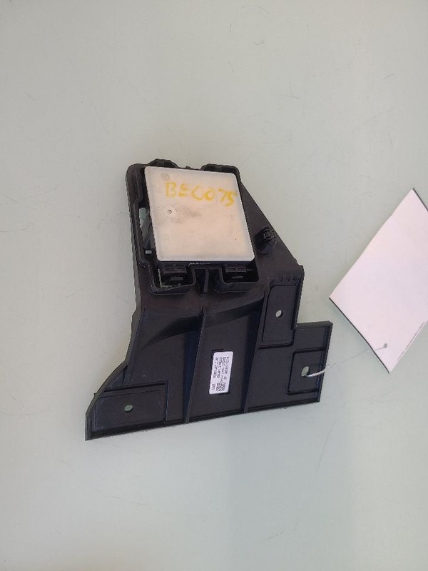 Right Camera/Projector Radar Unit Rear Fits 21-23 FORD F150 PICKUP 582553
