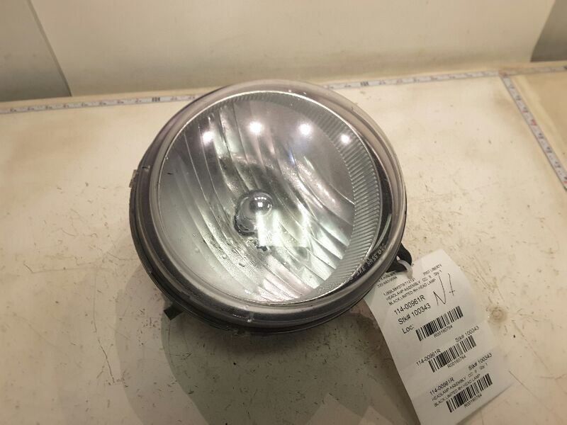 PASSENGER RIGHT HEADLIGHT W/HEADLAMP LEVELING FITS 06-07 LIBERTY 160764
