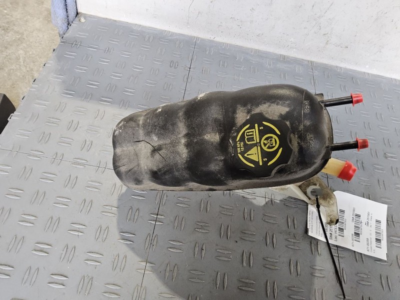 Coolant Reservoir Fits 15-20 ESCALADE 3597563