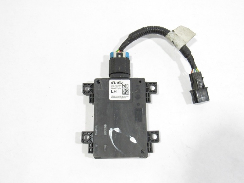 17-20 Genesis G90 2019 Rear Left Blind Spot Monitor Radar Sensor Module ^#3