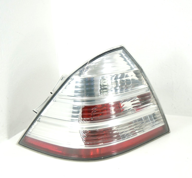 2008 2009 Ford Taurus Tail Light Lamp Driver Left OEM