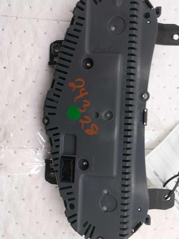 2011 Chevrolet Malibu Speedometer Gauge OEM Black 393908 175K Miles