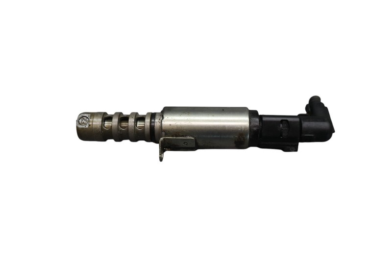 05-15 Audi A6 A4 Quattro R8 Engine Motor Control Valve Solenoid 06E109257P OEM