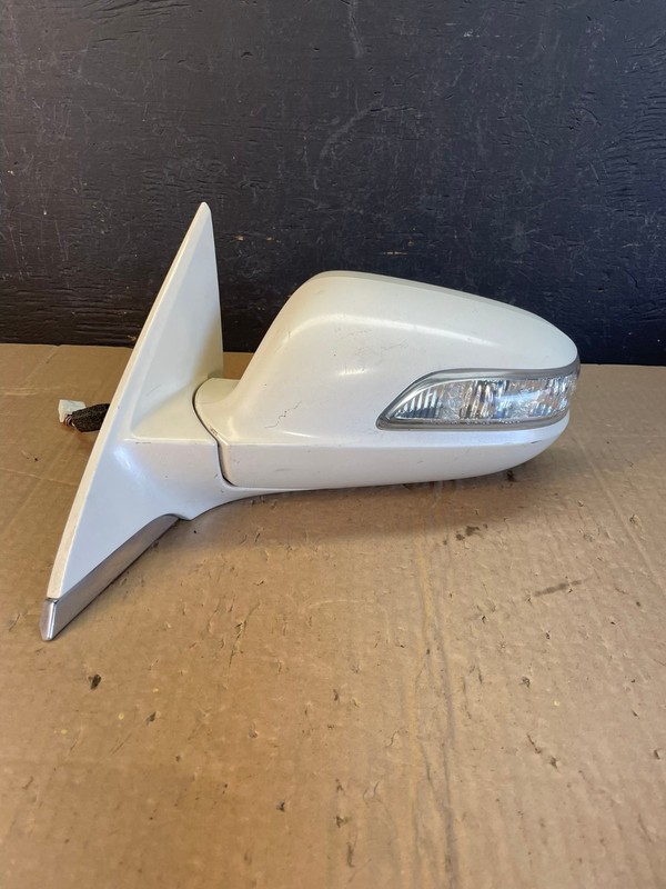 2005 to 2008 Acura RL Left Driver LH Side DoorView Mirror Power OEM AC9892 LK