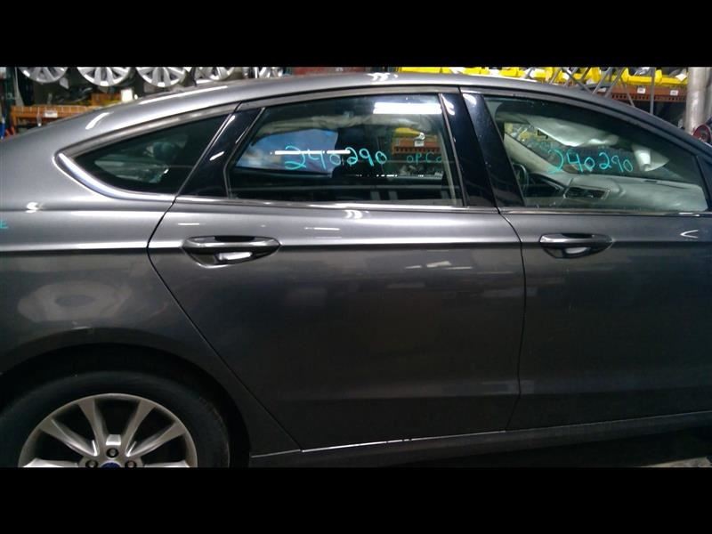 Passenger Right Rear Side Door Fits 17-20 FUSION 1423376