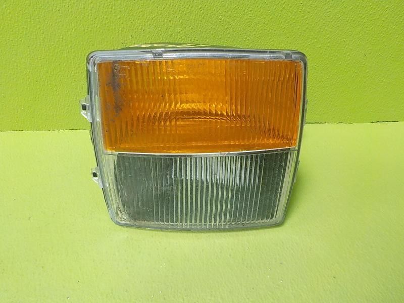 03-07 Cadillac CTS Right Passenger Parking Turn Signal Lamp OEM 15930688