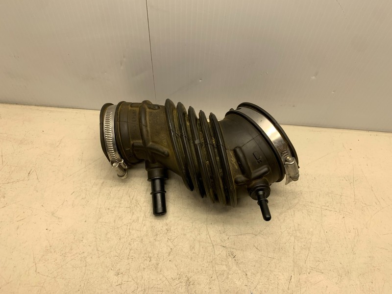 2018-2022 FORD ECOSPORT 2.0L ENGINE AIR CLEANER INTAKE HOSE DUCT PIPE OEM