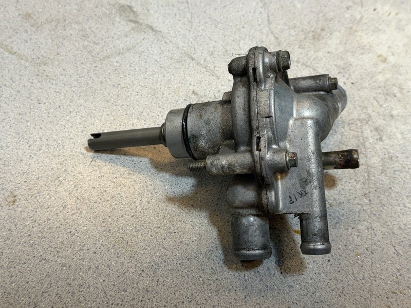 2003 Honda CBR 900 RR Engine Coolant Water Pump CBR900 954 03