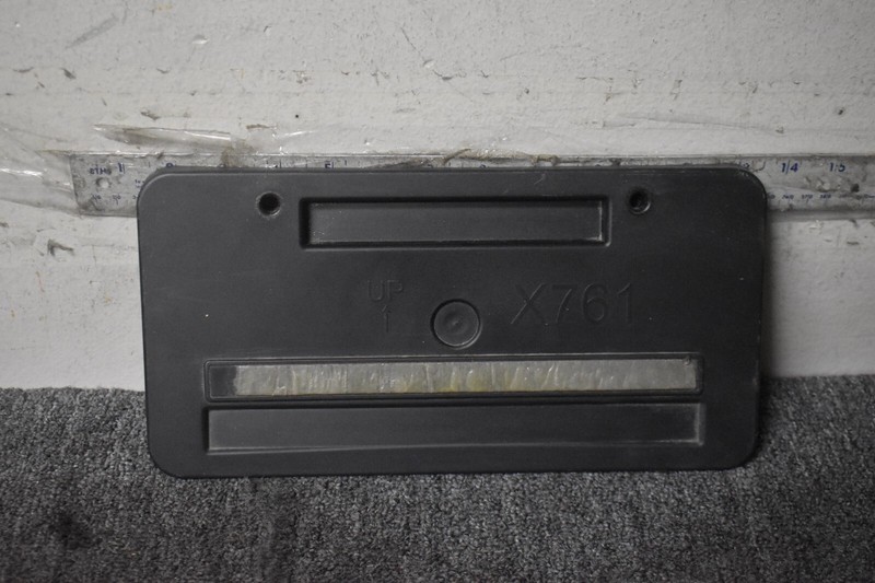 JAGUAR F PACE REAR LICENSE PLATE BRACKET FACTORY OEM