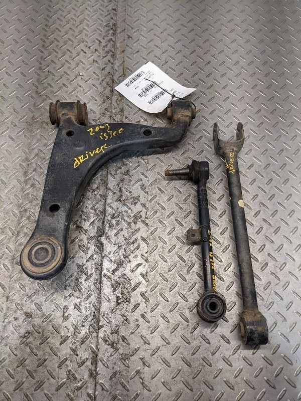 01-05 LEXUSIS300 SET OF 3 REAR LEFT UPPER & LOWER CONTROL ARM OEM 1176285