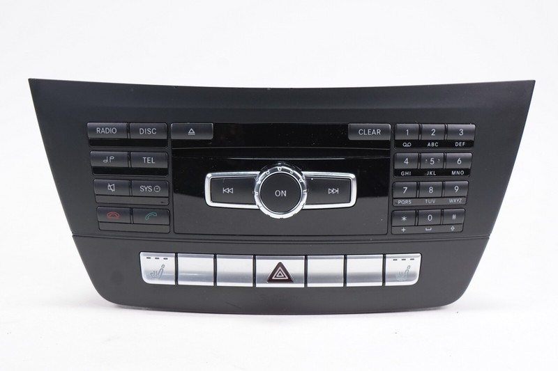MERCEDES W204 Radio Receiver CD Command Unit OEM 2012 - 2015