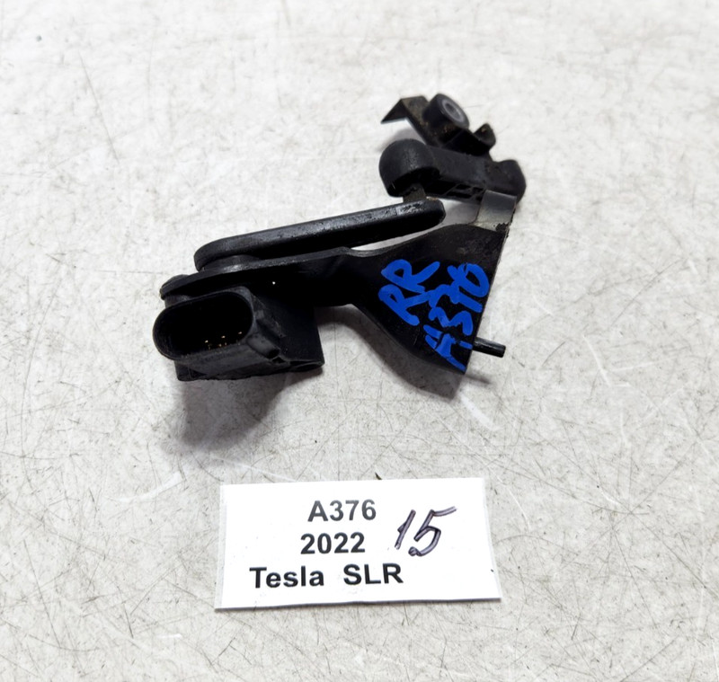 ✅ 2021-2025 OEM Tesla Model S Rear Right Passenger Height Level Sensor Module