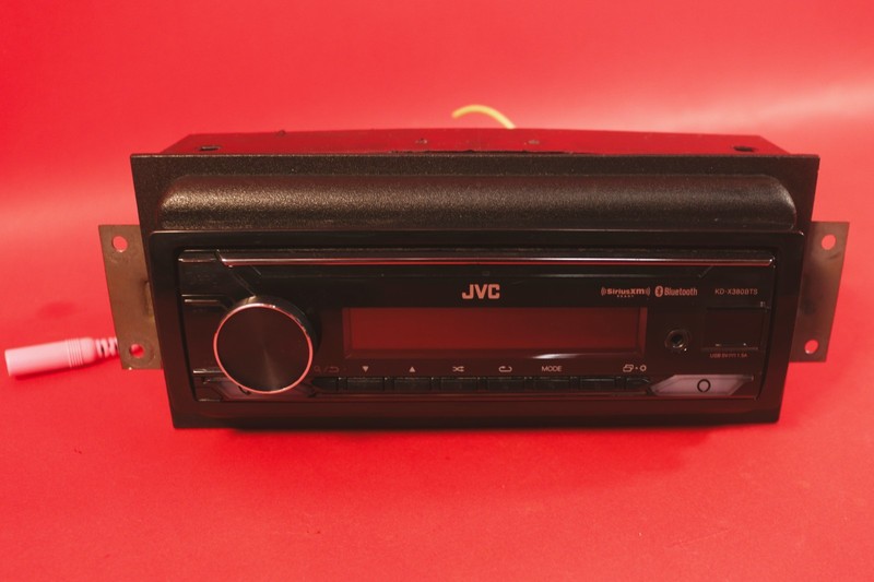 JVC KD-X380BTS Digital Media Receiver w/ Bluetooth *USED*