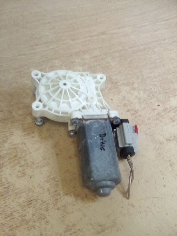 2019 Freightliner Cascadia/Brose C66768-101 Driver Side Window Regulator