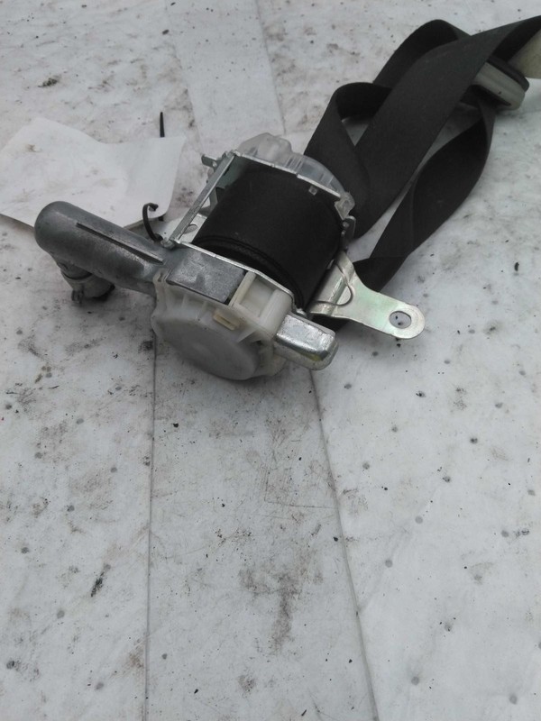 2008 Suzuki SX4 White Seat Belt OEM 8490180812BHE, 93K Miles, 4DR