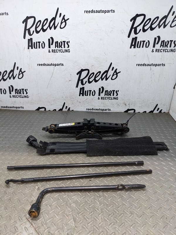 07-18 WRANGLER Emergency Replacement Scissor Jack Toolkit Tool Kit Set OE1196535