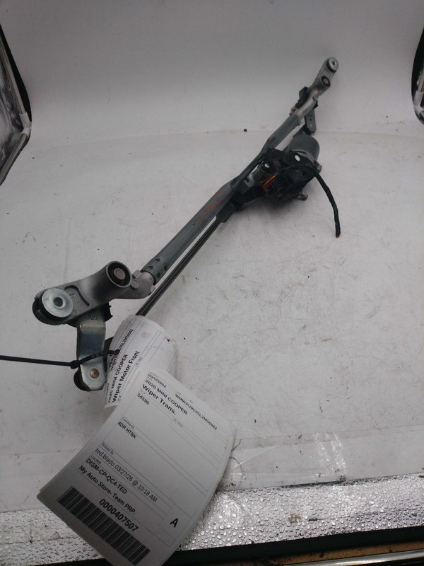 2020 MINI COOPER Wiper Linkage OEM White 44K Miles 61617301041 61617419787