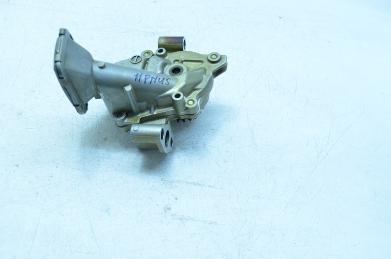 10-15 TOYOTA PRIUS 1.8L ENGINE OIL PUMP OEM