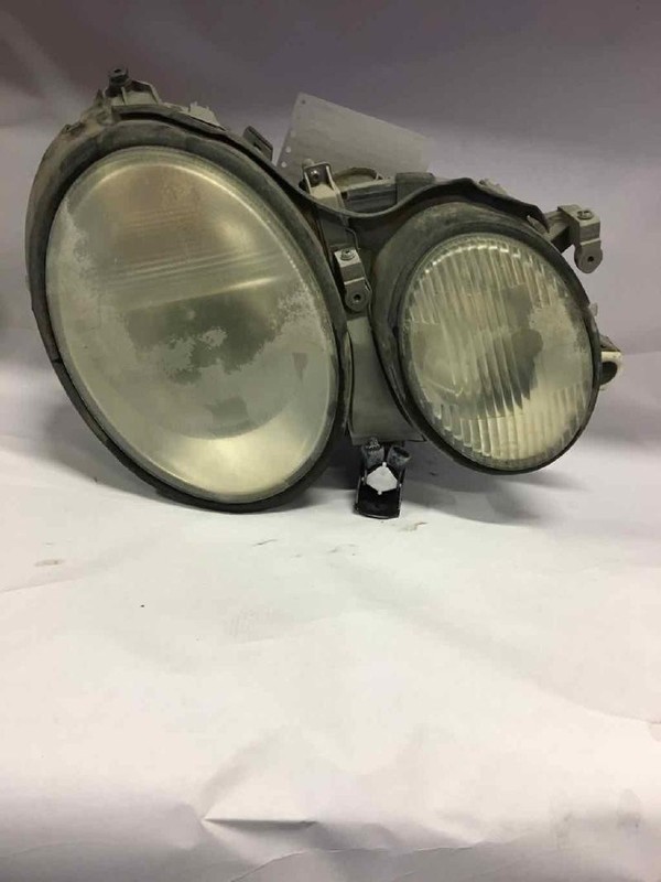 Headlamp Assembly MERCEDES CLK Right 98 99 00 01 02 03