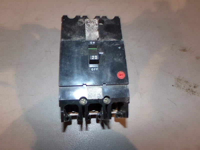 GE Circuit Breaker 20A P244 *FREE SHIPPING*