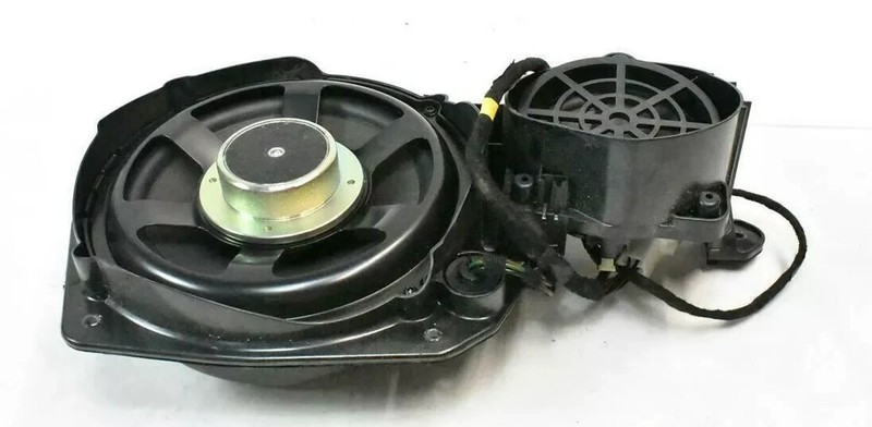 10-13 Mercedes W221 S400 S550 S63 AMG Front Left Driver Side Door Speaker OEM