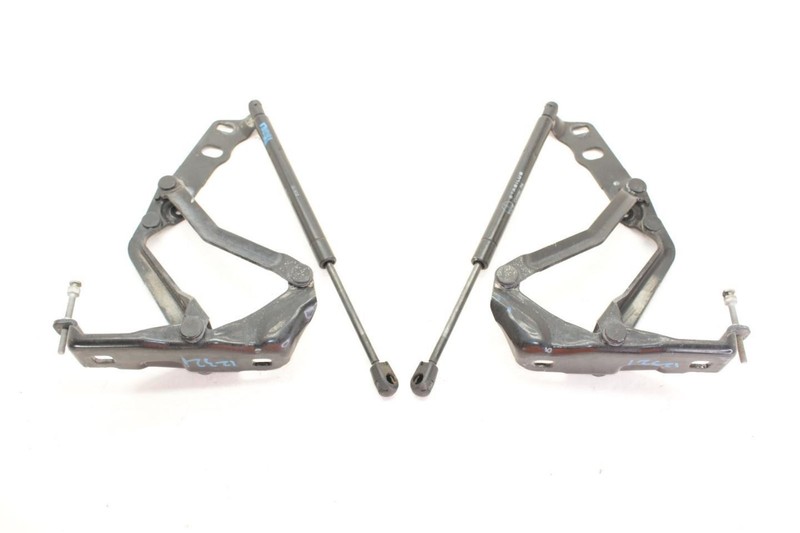 98-04 CORVETTE 5.7L LS1 Pair of Left and Right Side Hood Hinges 10279960 1027996