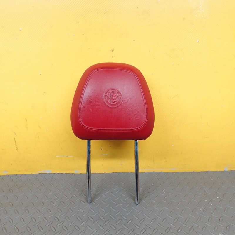 2018-2021 ALFA ROMEO STELVIO FRONT LEFT & RIGHT SEAT HEADREST HEAD REST OEM RED