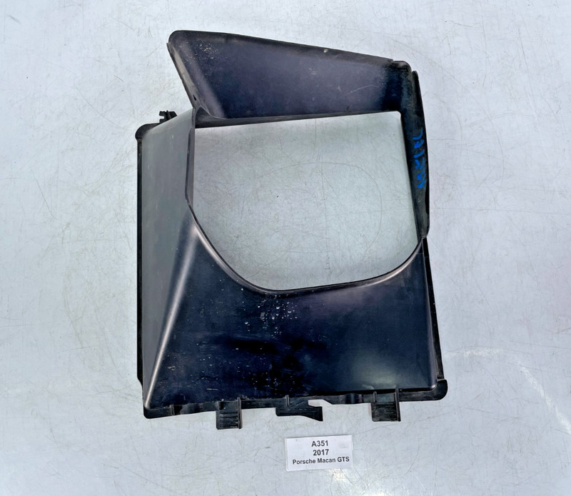 ✅ 15-18 OEM Porsche Macan GTS 95B Front Left Driver Radiator Air Duct