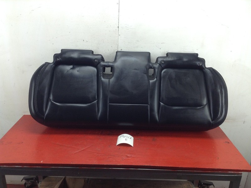 20-24 TESLA MODEL Y PERFORMANCE REAR SECOND 2ND ROW LOWER SEAT CUSHION OEM
