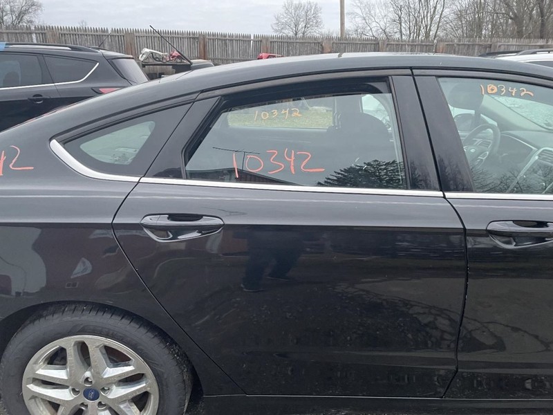 2013-16 Ford Fusion Right Passenger Rear Door Black Has Touch Up Paint And Dings
