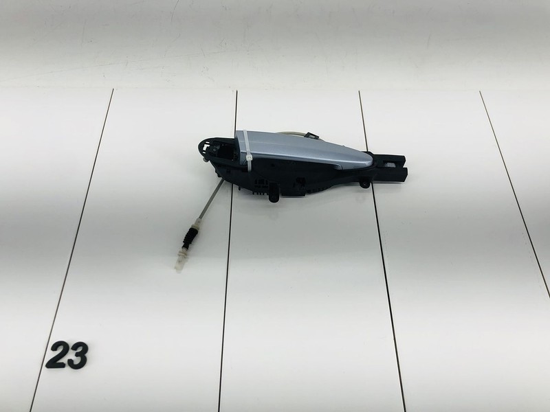 07-13 BMW 328I E90 FRONT RIGHT SIDE EXTERIOR DOOR HANDLE BLUEWATER METALLIC OEM