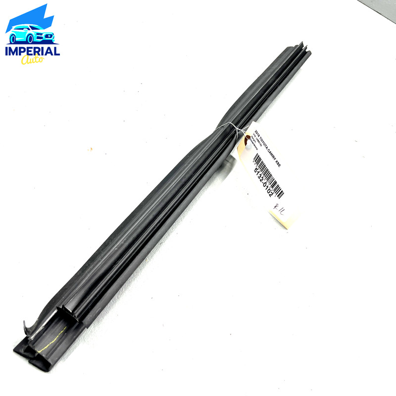 2018-23 TOYOTA CAMRY XSE Rear Right Side Door Window Inner Weatherstrip Seal OEM