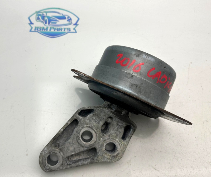 2012-2016 Cadillac SRX 3.6 Left Driver Frame Transmission Mount OEM 20847581