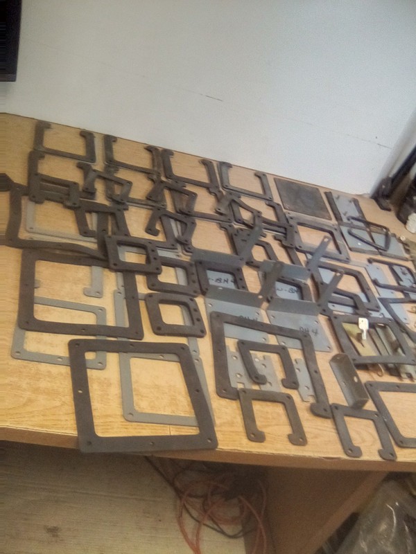 Lot Of 84 Hoffman Wireway Telescope Fittings Sealing Plates And Rubber Gaskets