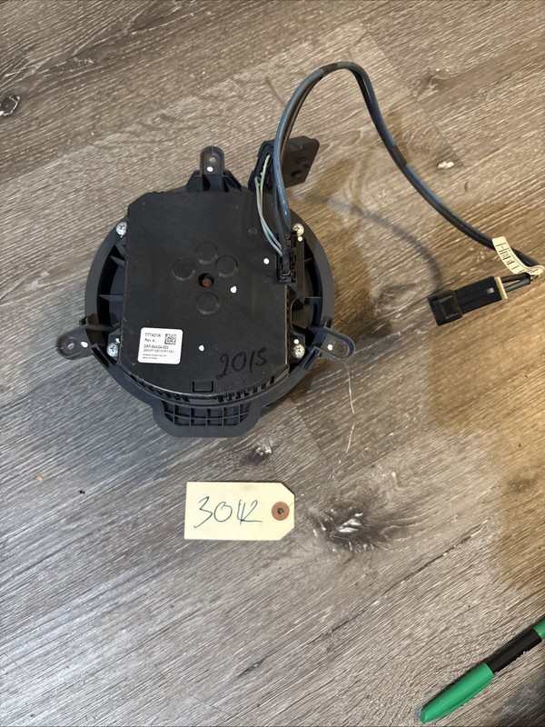 2015 FREIGHTLINER CASCADIA / M2 BLOWER MOTOR P/N T77421A, DRF-84A34-003