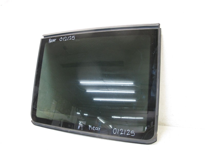 16-22 BMW F48 X1 PANORAMIC SUNROOF GLASS WINDOW REAR UPPER OEM 012125
