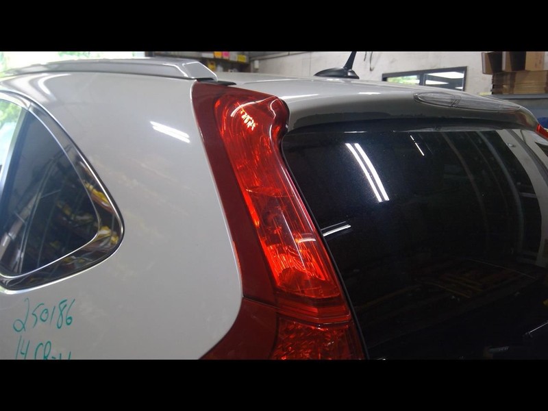 Driver Left Tail Light Upper Fits 12-14 CR-V 1596074