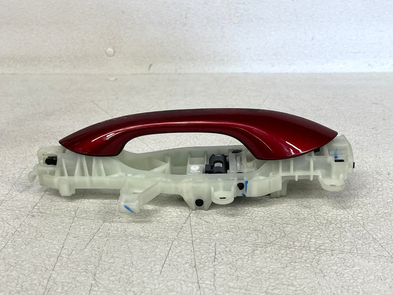 ⭐2024-2025 BUICK ENVISTA REAR LEFT DRIVERS EXTERIOR DOOR HANDLE RED OEM LOT2674
