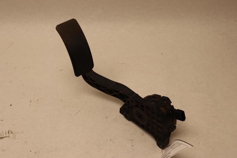 2011-2012 FORD F250 SD F350 SD GAS THROTTLE ACCELERATOR PEDAL W/ SENSOR OEM