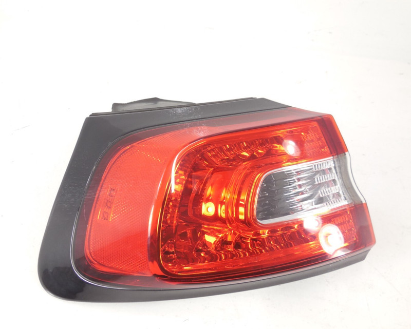 2014-2018 Jeep Cherokee Quarter Panel Mounted Tail Light Driver Left LH OEM